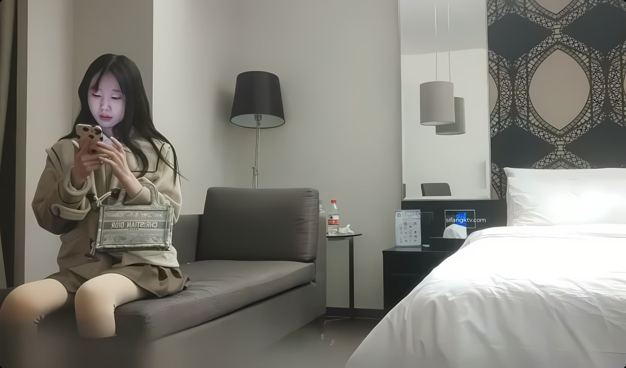 国产久久爱福利在,メイリン モデルコレクション メ,观看免费无删减完整版